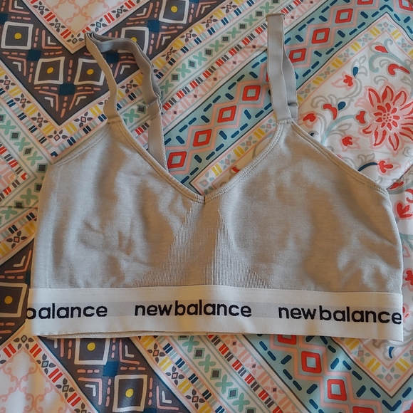 New Balance Other - ❤ New Balance Sports Bra